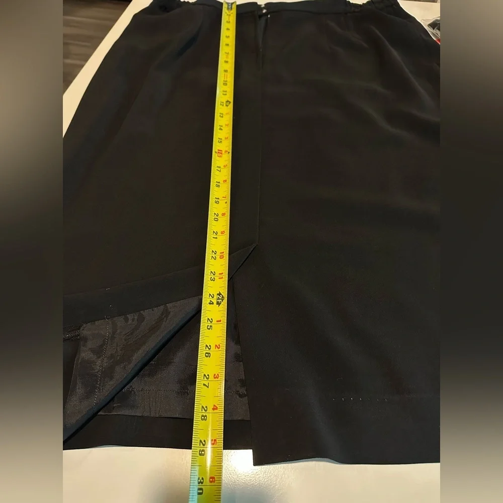 LOUISE RICCI Elegant Black Women's Skirt Size 20 - Picture 7 of 7